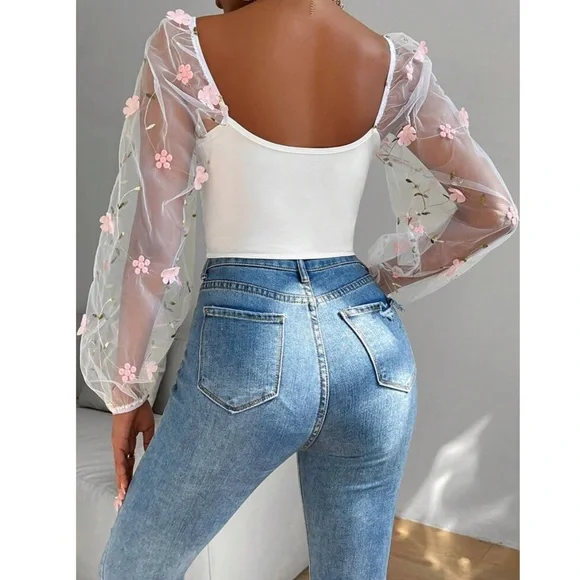 Contrast Mesh Floral Top ❤️ - Picture 2 of 3